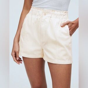 Madewell Pull-On Paperbag Shorts: Garment-Dyed Edition in Antique Cream size 31